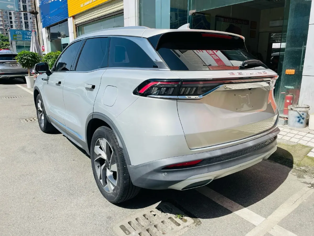 2020 BeiJing Auto X7 1.5T 188HP L4 7DCT,autocango,china used car exporter,china ev exporter,chinese used car exporter,chinese used ev exporter