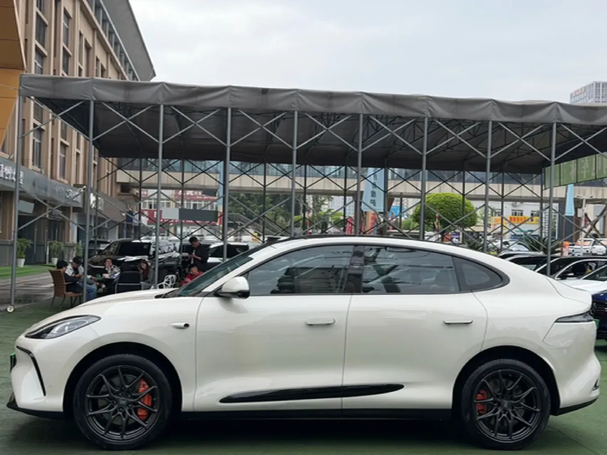 2023 IM LS6 BEV 71KWH,autocango,china used car exporter,china ev exporter,chinese used car exporter,chinese used ev exporter