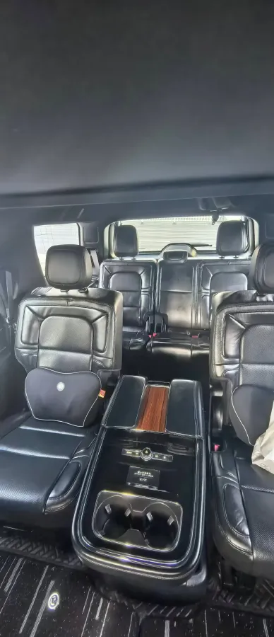 2018 Lincoln Navigator 3.5T 415HP V6 10AT,autocango,china used car exporter,china ev exporter,chinese used car exporter,chinese used ev exporter