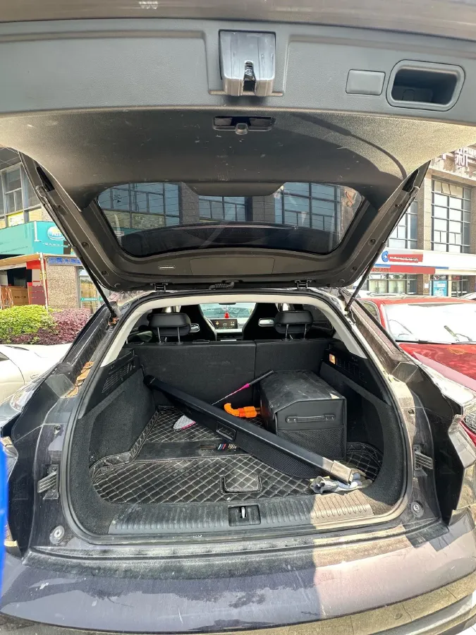 2021 Roewe RX5 1.5T 181HP L4 7DCT,autocango,china used car exporter,china ev exporter,chinese used car exporter,chinese used ev exporter