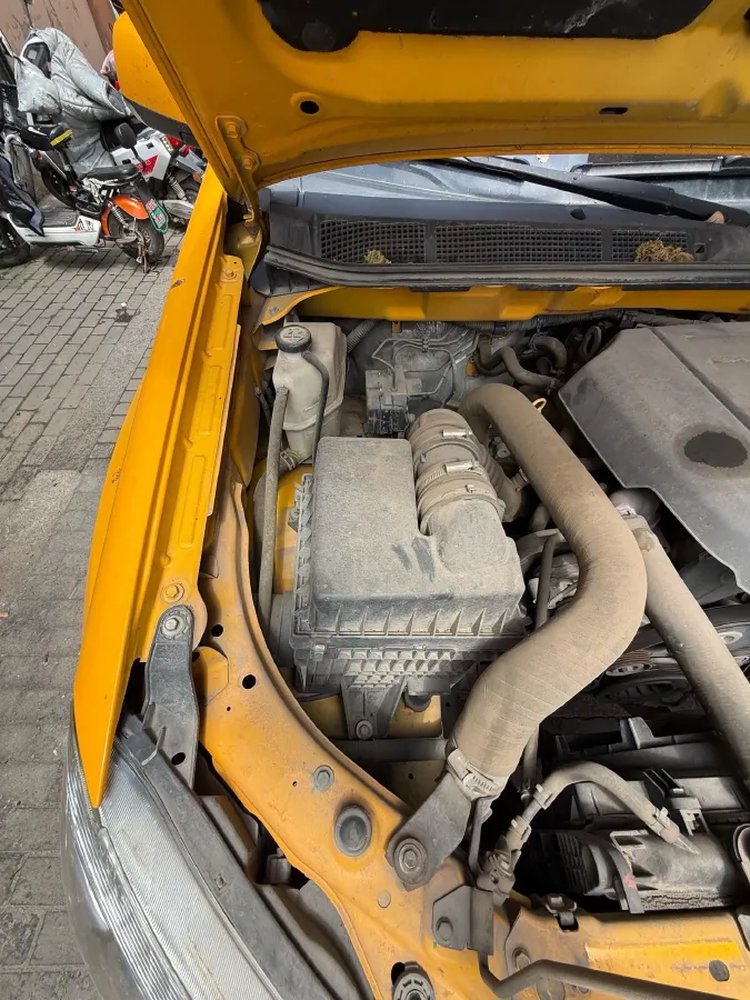 2019 Isuzu LingTuo 2.5T 129HP L4 6MT,autocango,china used car exporter,china ev exporter,chinese used car exporter,chinese used ev exporter