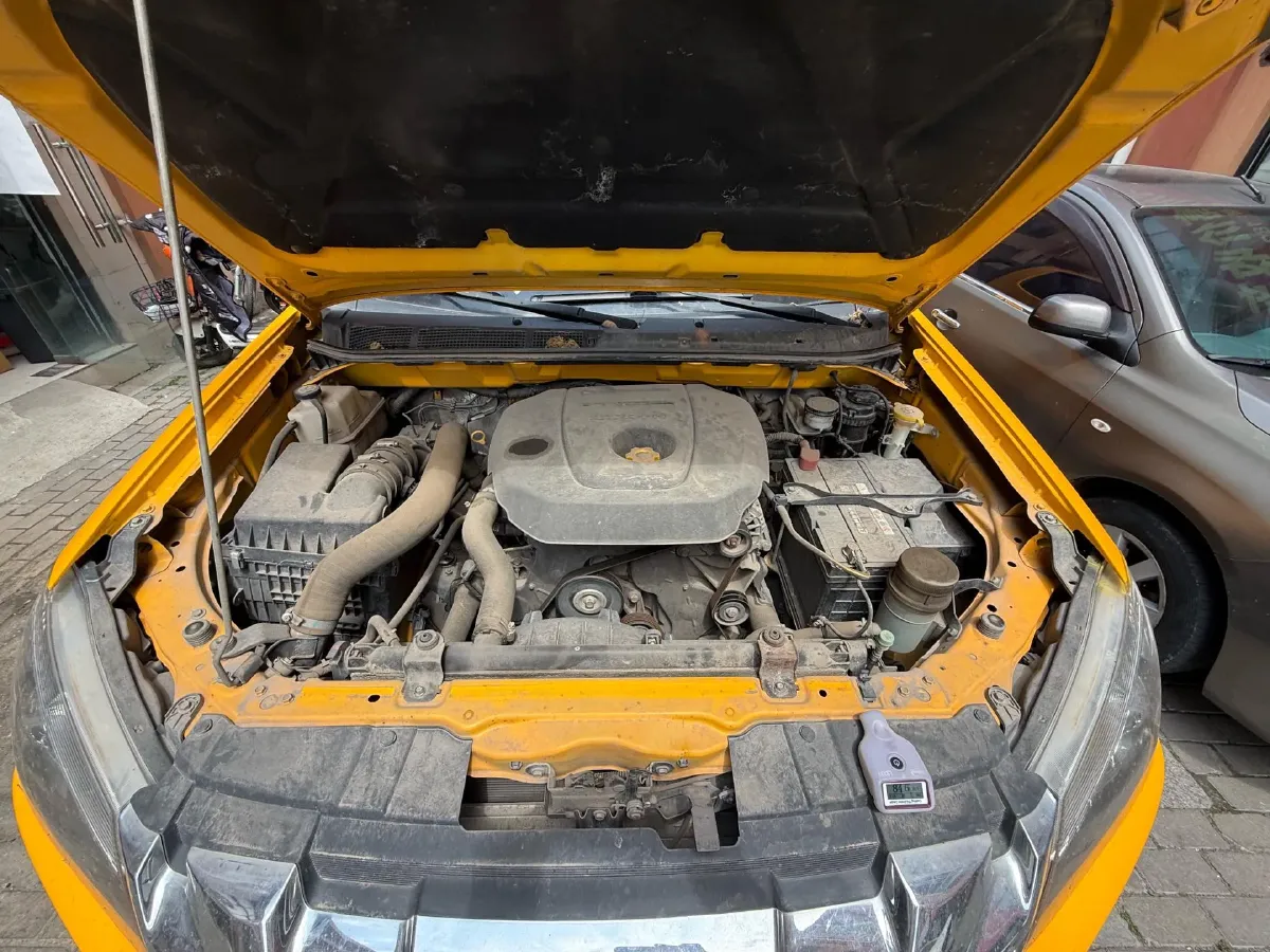 2019 Isuzu LingTuo 2.5T 129HP L4 6MT,autocango,china used car exporter,china ev exporter,chinese used car exporter,chinese used ev exporter