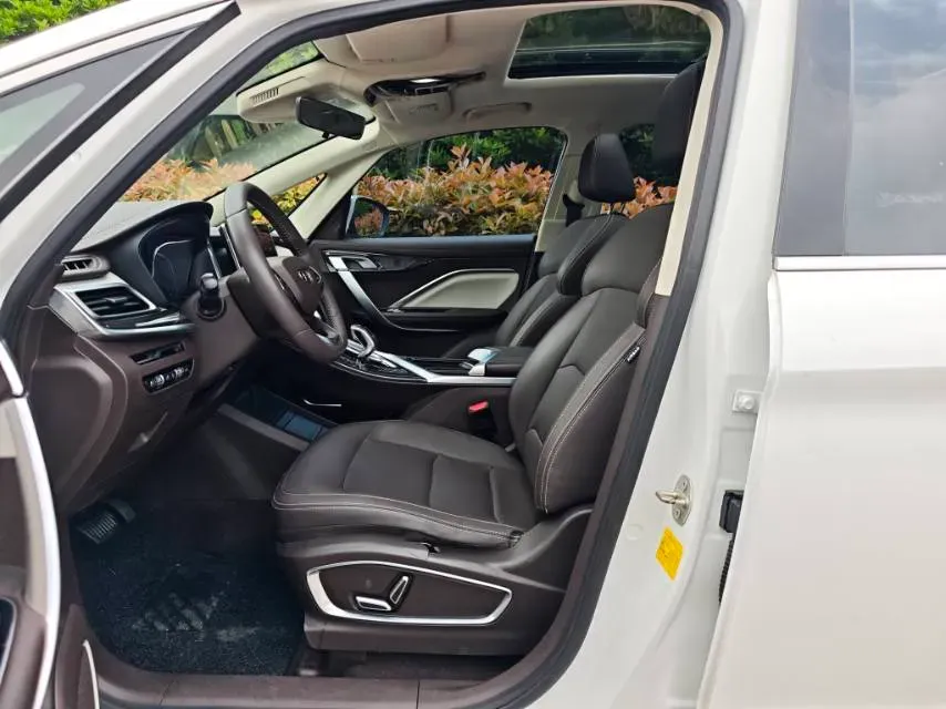 2021 Geely JiaJi 1.5T 177HP L3 7DCT,autocango,china used car exporter,china ev exporter,chinese used car exporter,chinese used ev exporter