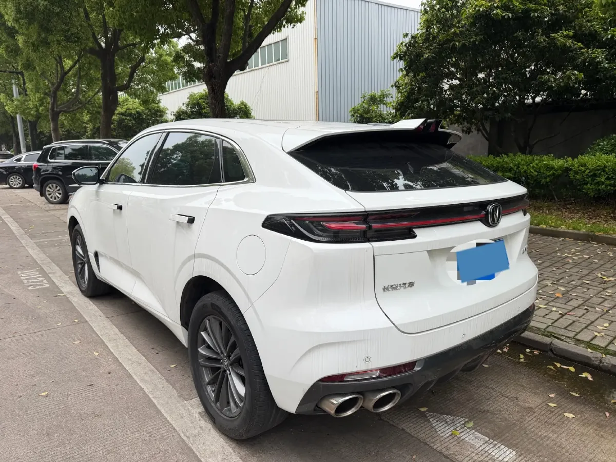 2021 ChangAn UNI-K 2.0T 233HP L4 8AT,autocango,china used car exporter,china ev exporter,chinese used car exporter,chinese used ev exporter