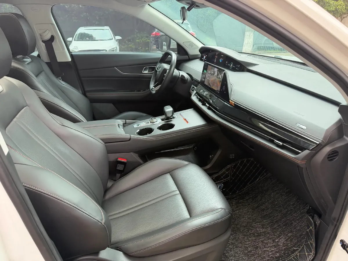 2021 ChangAn UNI-K 2.0T 233HP L4 8AT,autocango,china used car exporter,china ev exporter,chinese used car exporter,chinese used ev exporter