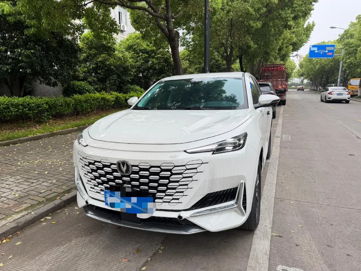 2021 ChangAn UNI-K 2.0T 233HP L4 8AT,autocango,china used car exporter,china ev exporter,chinese used car exporter,chinese used ev exporter