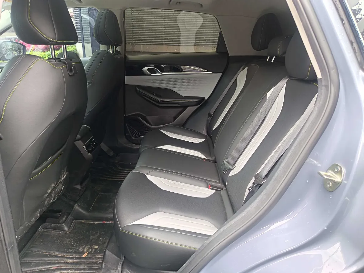 2022 Geely Coolray 1.5T 181HP L4 7DCT,autocango,china used car exporter,china ev exporter,chinese used car exporter,chinese used ev exporter