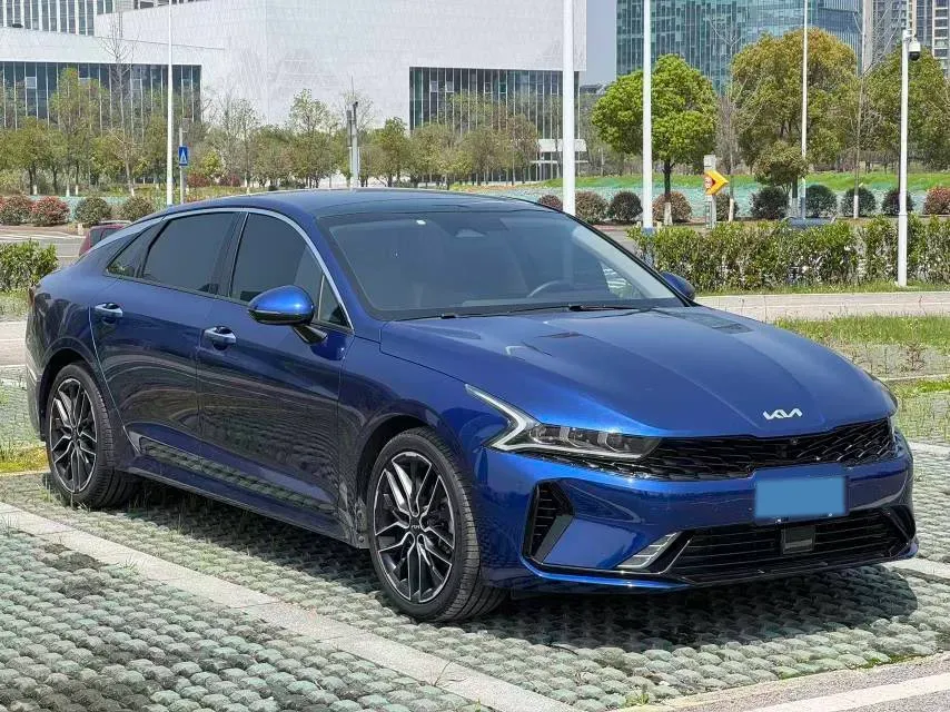 2021 Toyota Camry 2.0L 178HP L4 CVT,autocango,china used car exporter,china ev exporter,chinese used car exporter,chinese used ev exporter