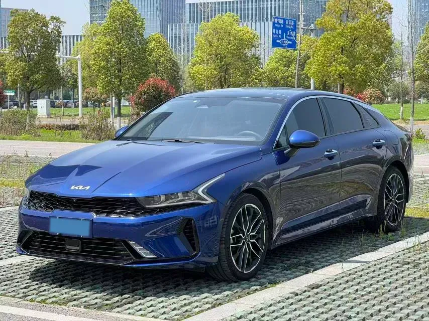 2021 Toyota Camry 2.0L 178HP L4 CVT,autocango,china used car exporter,china ev exporter,chinese used car exporter,chinese used ev exporter