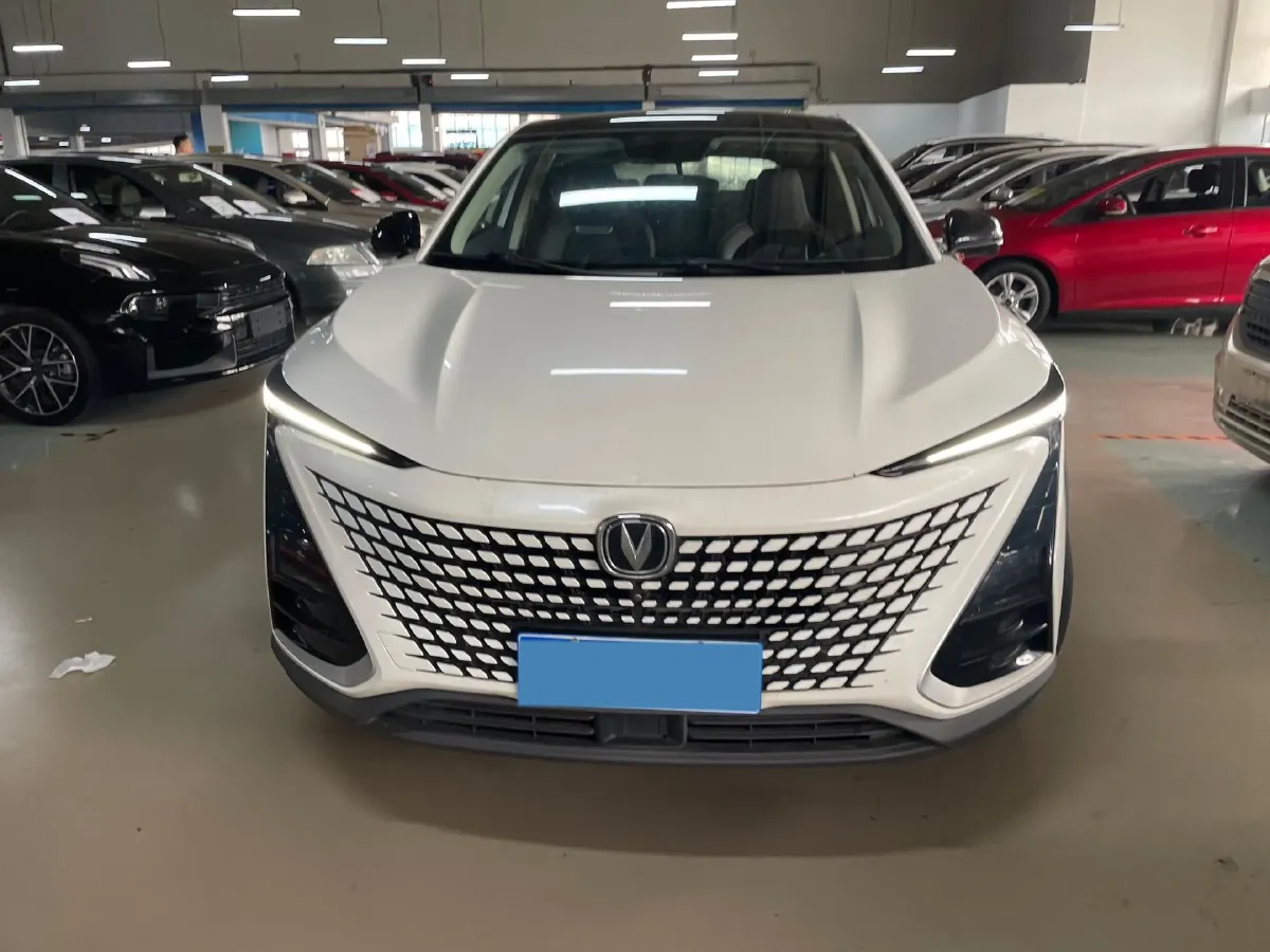 2020 ChangAn UNI-T 1.5T 180HP L4 7DCT,autocango,china used car exporter,china ev exporter,chinese used car exporter,chinese used ev exporter
