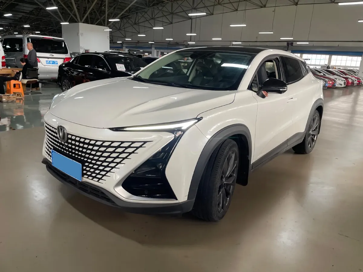 2020 ChangAn UNI-T 1.5T 180HP L4 7DCT,autocango,china used car exporter,china ev exporter,chinese used car exporter,chinese used ev exporter