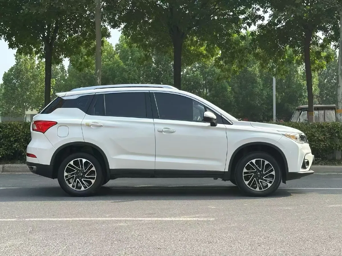 2017 GAC Trumpchi GS4 1.3T 137HP L4 7DCT,autocango,china used car exporter,china ev exporter,chinese used car exporter,chinese used ev exporter