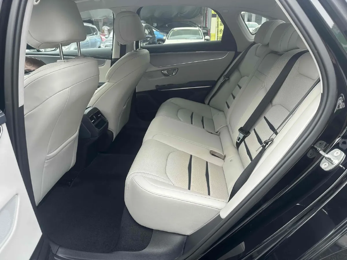 2021 Kia K3 BEV 48.6KWH,autocango,china used car exporter,china ev exporter,chinese used car exporter,chinese used ev exporter