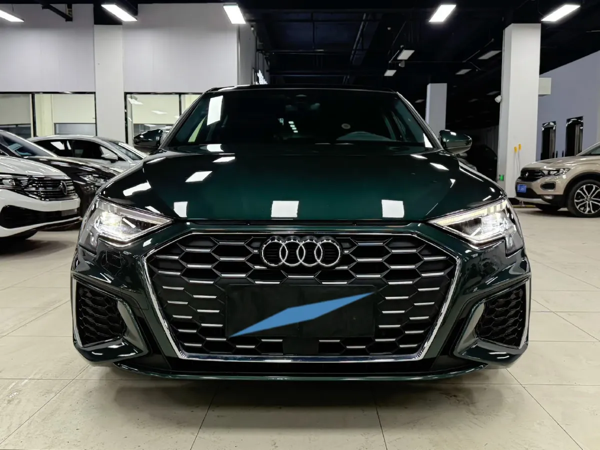 2022 Audi A3 1.4T 150HP L4 7DCT,autocango,china used car exporter,china ev exporter,chinese used car exporter,chinese used ev exporter