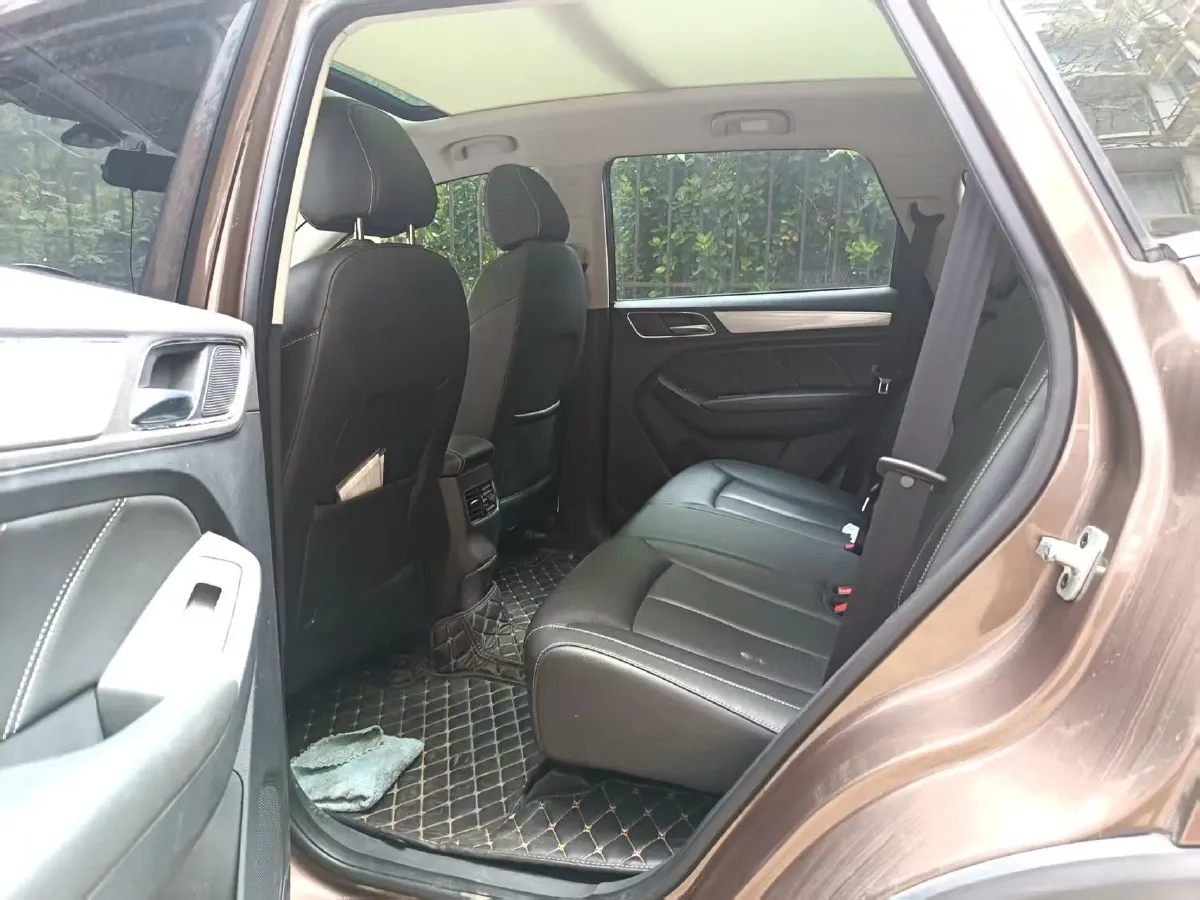 2018 Roewe RX5 1.5T 169HP L4 7DCT,autocango,china used car exporter,china ev exporter,chinese used car exporter,chinese used ev exporter