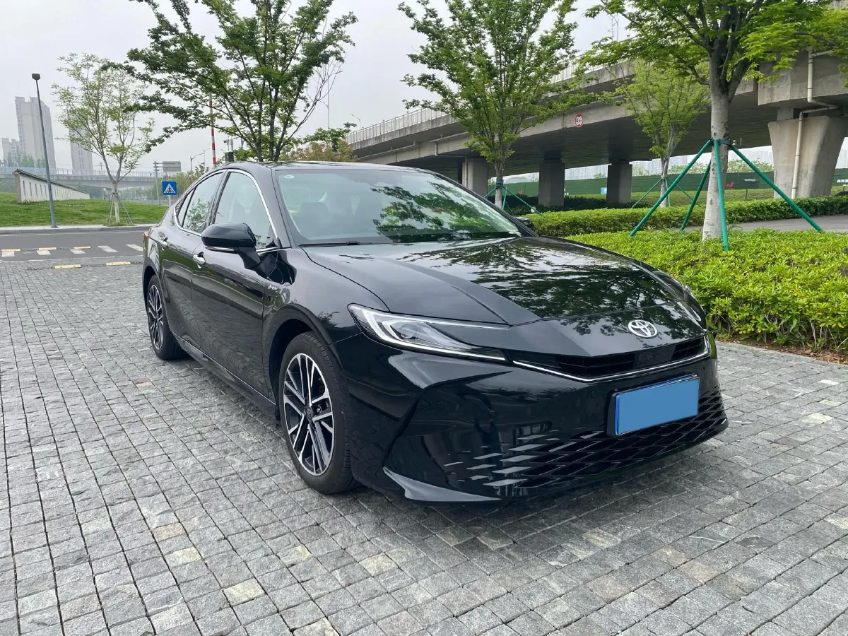 2024 Toyota Camry 2.5L 185HP L4 E-CVT Hybrid,autocango,china used car exporter,china ev exporter,chinese used car exporter,chinese used ev exporter