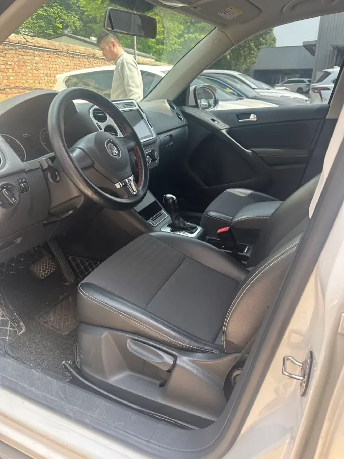 2017 MAXUS T60 2.0T 224HP L4 6AT,autocango,china used car exporter,china ev exporter,chinese used car exporter,chinese used ev exporter