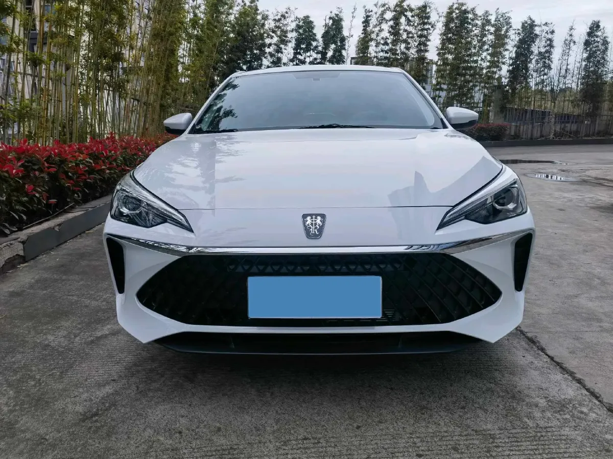 2026 Roewe i5 1.5L 129HP L4 CVT,autocango,china used car exporter,china ev exporter,chinese used car exporter,chinese used ev exporter