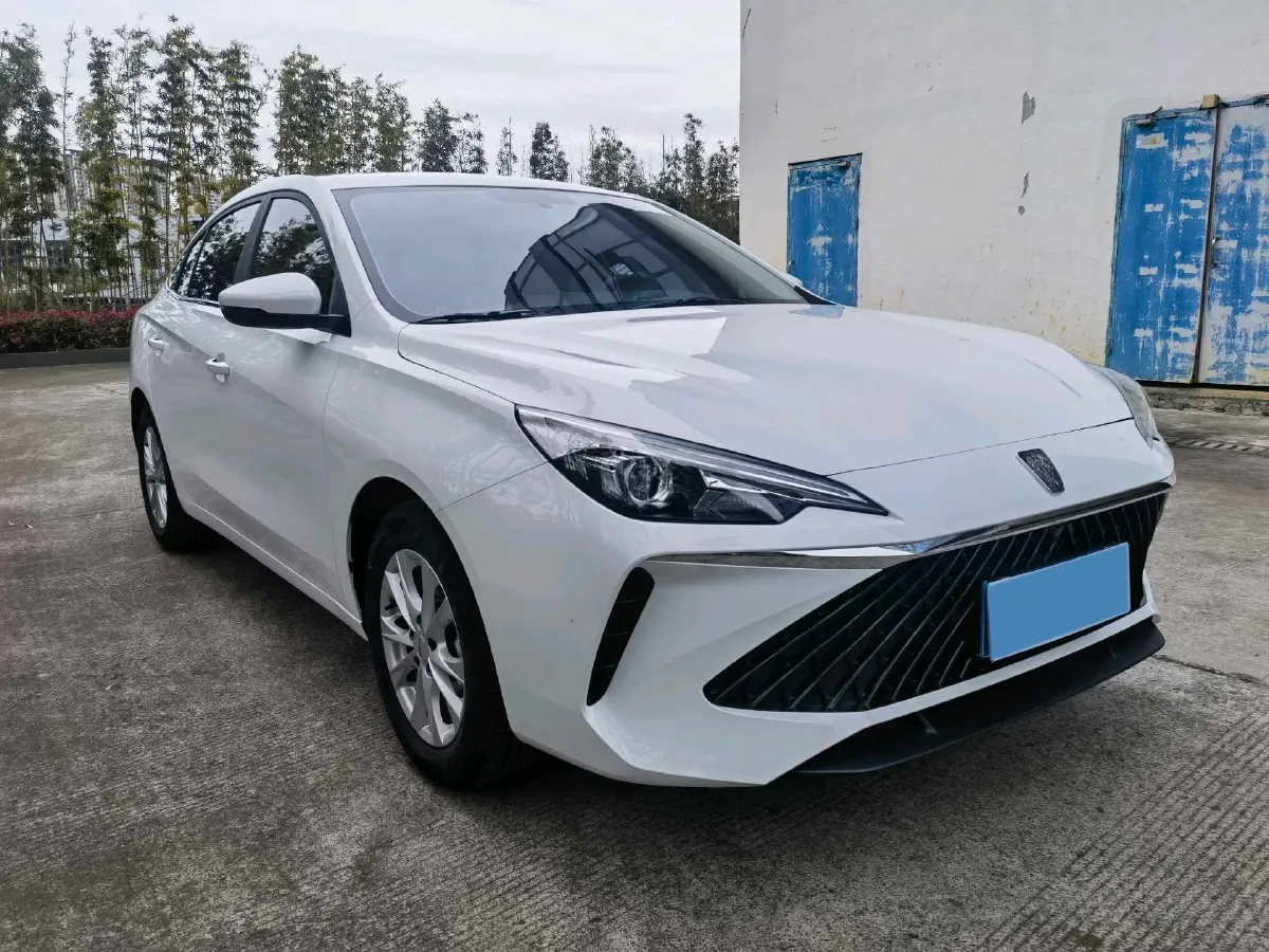 2026 Roewe i5 1.5L 129HP L4 CVT,autocango,china used car exporter,china ev exporter,chinese used car exporter,chinese used ev exporter