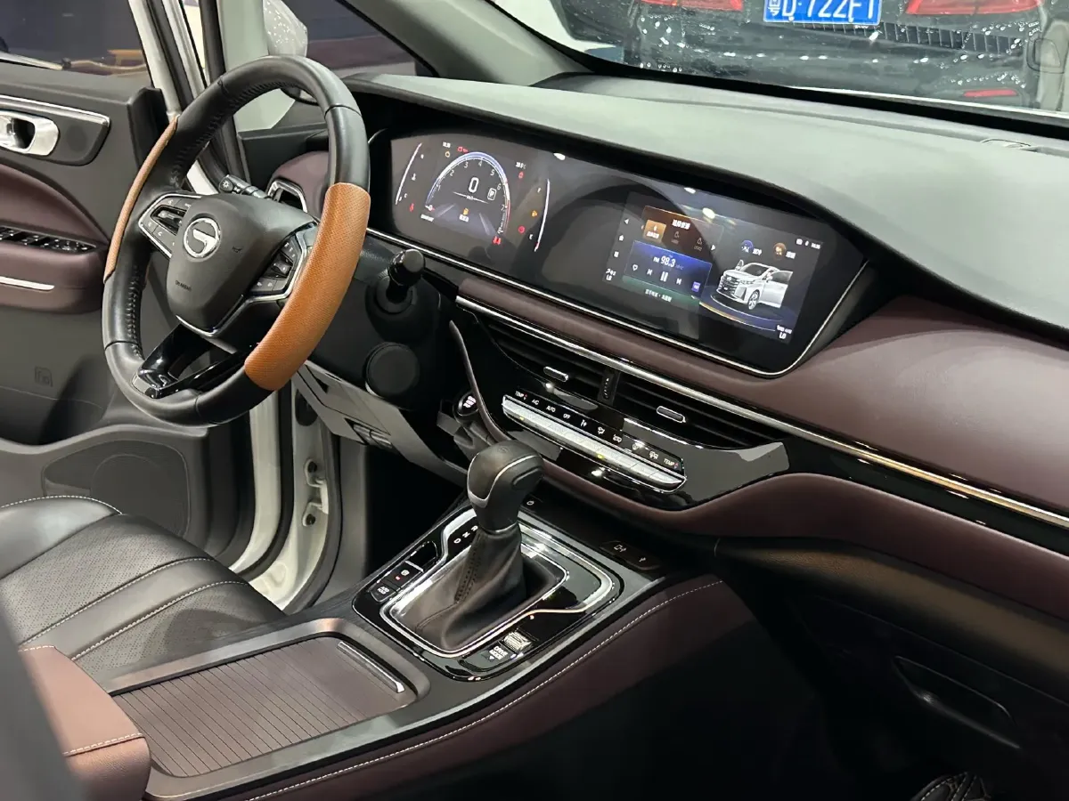 2021 GAC Trumpchi M6 1.5T 169HP L4 7DCT,autocango,china used car exporter,china ev exporter,chinese used car exporter,chinese used ev exporter