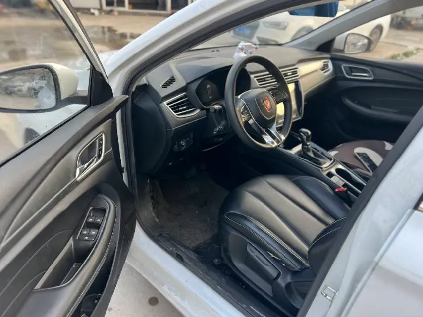 2020 Roewe i5 1.5L 120HP L4 CVT,autocango,china used car exporter,china ev exporter,chinese used car exporter,chinese used ev exporter