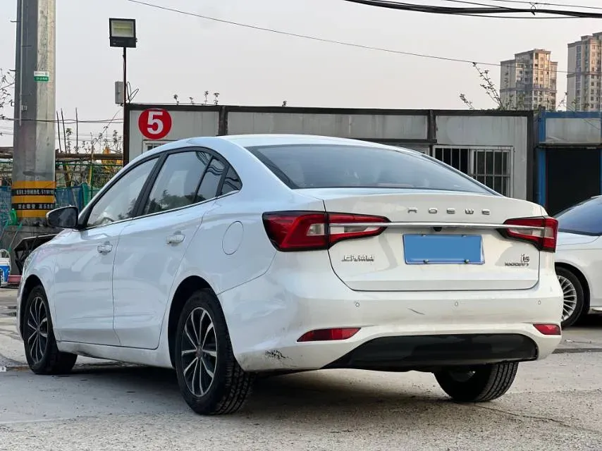 2020 Roewe i5 1.5L 120HP L4 CVT,autocango,china used car exporter,china ev exporter,chinese used car exporter,chinese used ev exporter