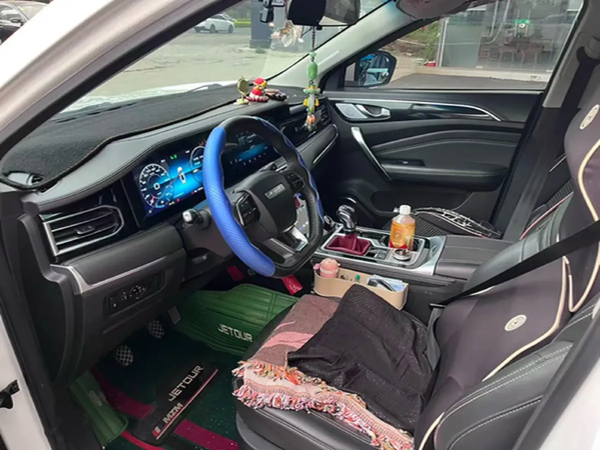 2020 Jetour X90 1.5T 156HP L4 6MT,autocango,china used car exporter,china ev exporter,chinese used car exporter,chinese used ev exporter