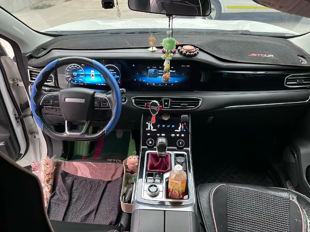 2020 Jetour X90 1.5T 156HP L4 6MT,autocango,china used car exporter,china ev exporter,chinese used car exporter,chinese used ev exporter