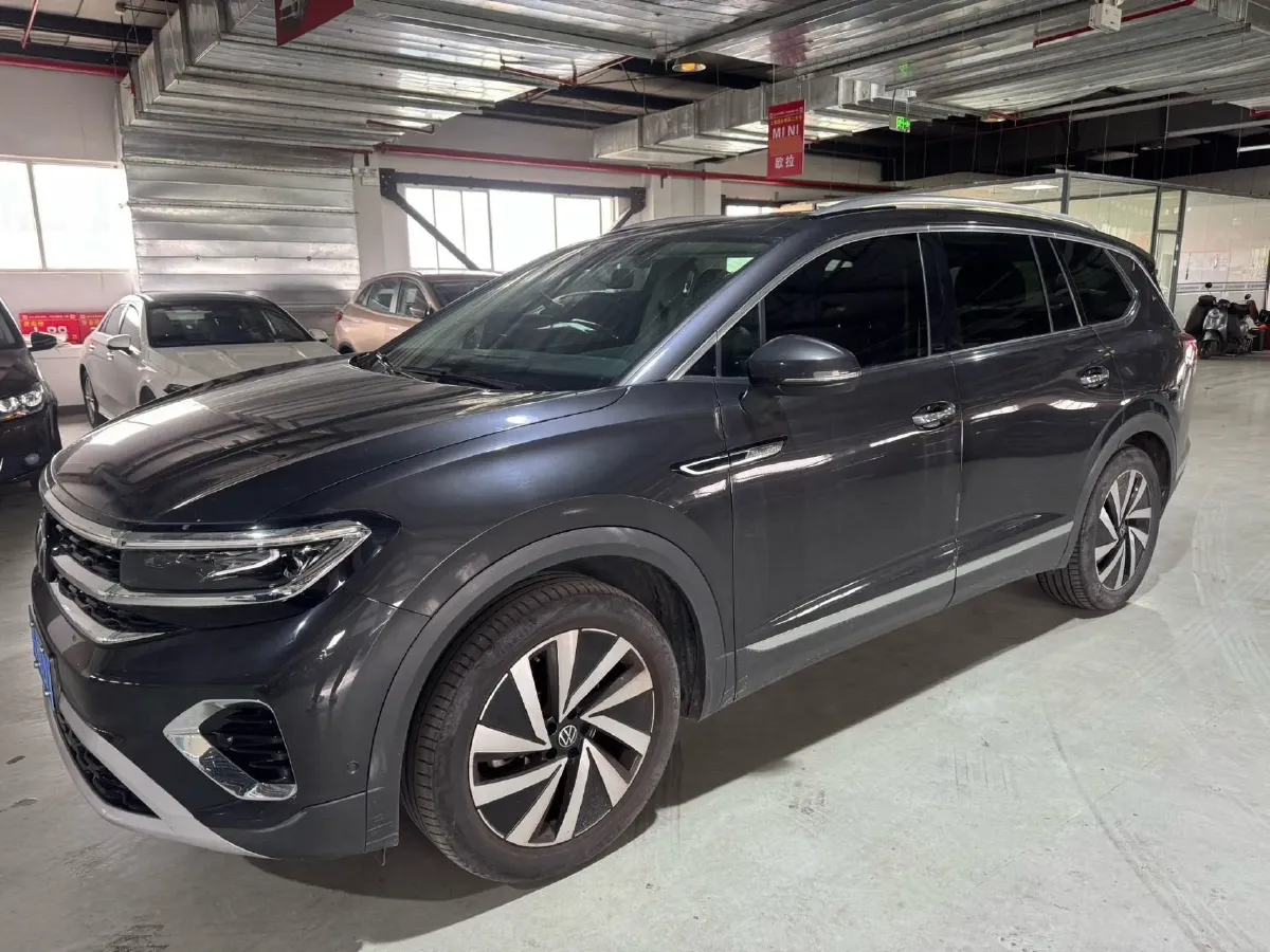 2021 Volkswagen Talagon 2.0T 220HP L4 7DCT,autocango,china used car exporter,china ev exporter,chinese used car exporter,chinese used ev exporter