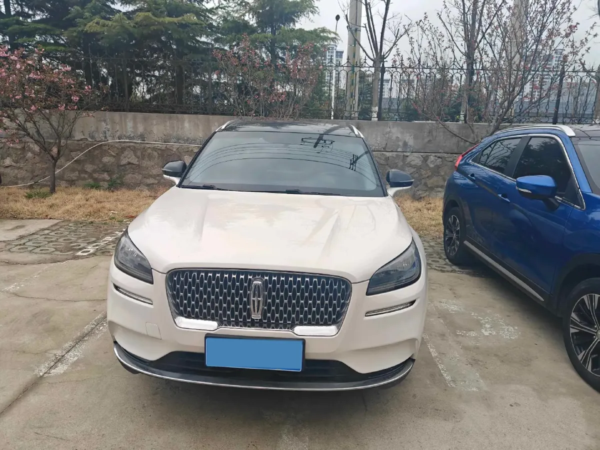 2020 Lincoln Corsair 2.0T 245HP L4 8AT,autocango,china used car exporter,china ev exporter,chinese used car exporter,chinese used ev exporter