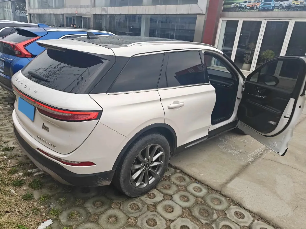 2020 Lincoln Corsair 2.0T 245HP L4 8AT,autocango,china used car exporter,china ev exporter,chinese used car exporter,chinese used ev exporter
