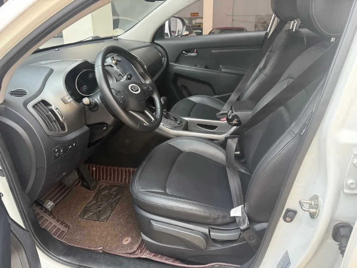 2016 Kia Sportage R 2.0L 165HP L4 6AT,autocango,china used car exporter,china ev exporter,chinese used car exporter,chinese used ev exporter