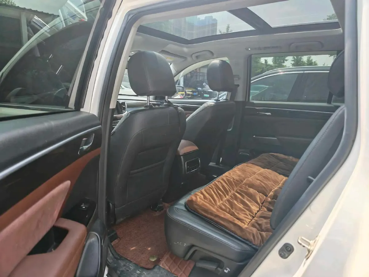 2017 GAC Trumpchi GS8 2.0T 201HP L4 6AT,autocango,china used car exporter,china ev exporter,chinese used car exporter,chinese used ev exporter