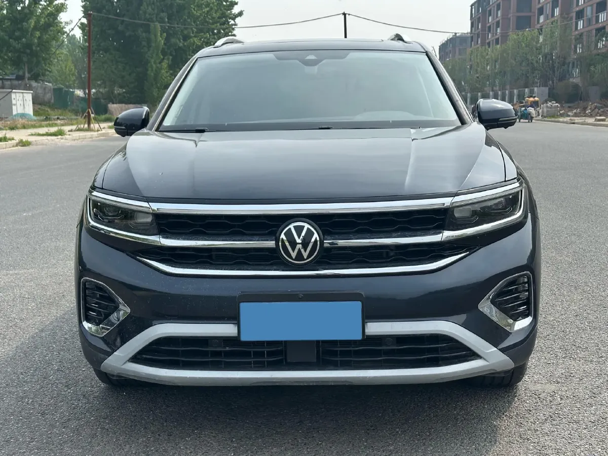 2023 Volkswagen Talagon 2.0T 220HP L4 7DCT,autocango,china used car exporter,china ev exporter,chinese used car exporter,chinese used ev exporter