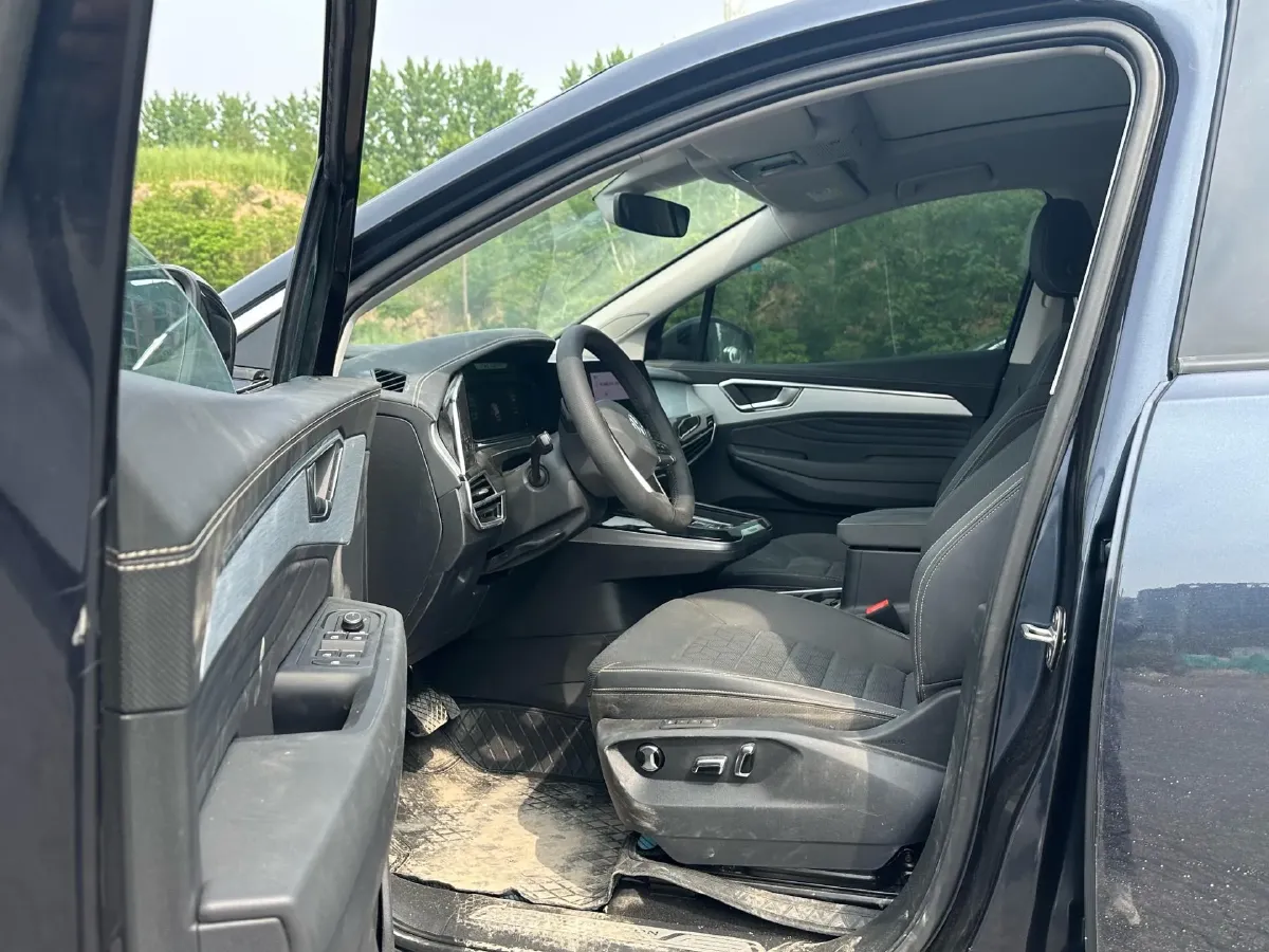 2023 Volkswagen Talagon 2.0T 220HP L4 7DCT,autocango,china used car exporter,china ev exporter,chinese used car exporter,chinese used ev exporter