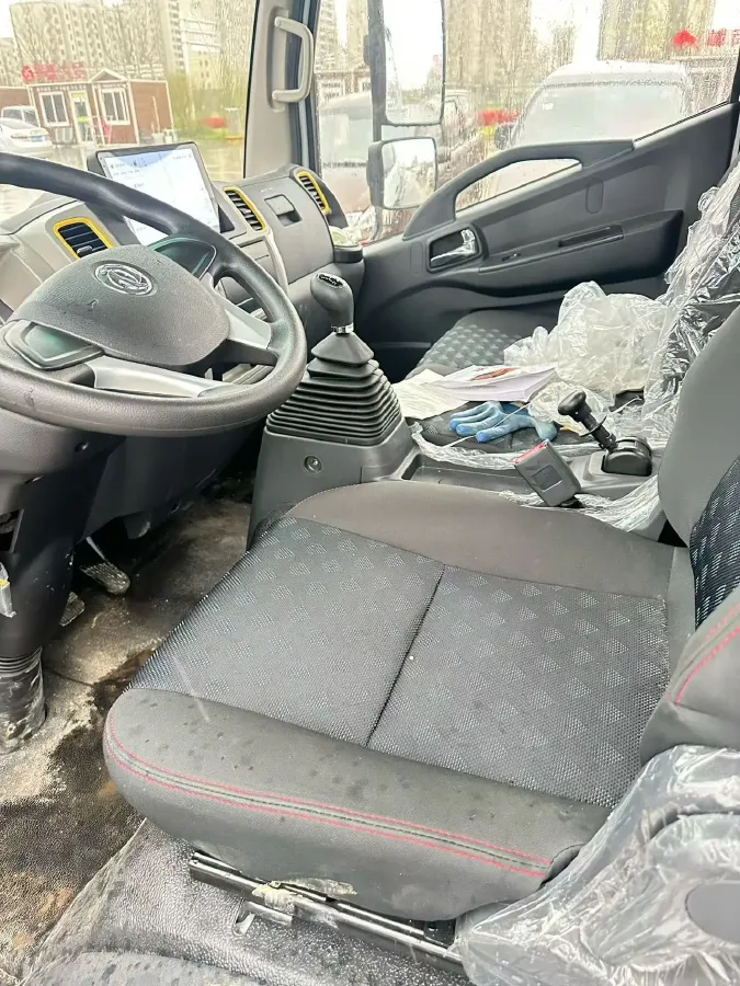 2007 Landwind X6 2.0L 114HP L4 5MT,autocango,china used car exporter,china ev exporter,chinese used car exporter,chinese used ev exporter