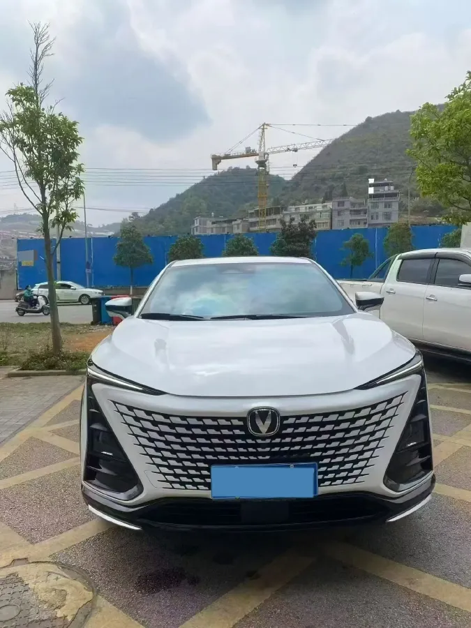 2023 ChangAn UNI-T 1.5T 188HP L4 7DCT,autocango,china used car exporter,china ev exporter,chinese used car exporter,chinese used ev exporter