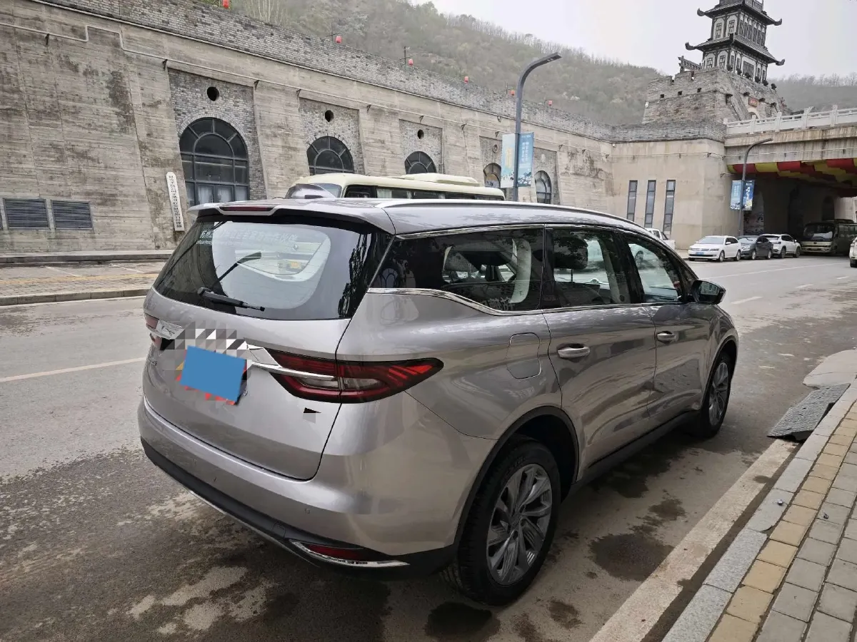2021 Geely JiaJi 1.8T 184HP L4 7DCT,autocango,china used car exporter,china ev exporter,chinese used car exporter,chinese used ev exporter