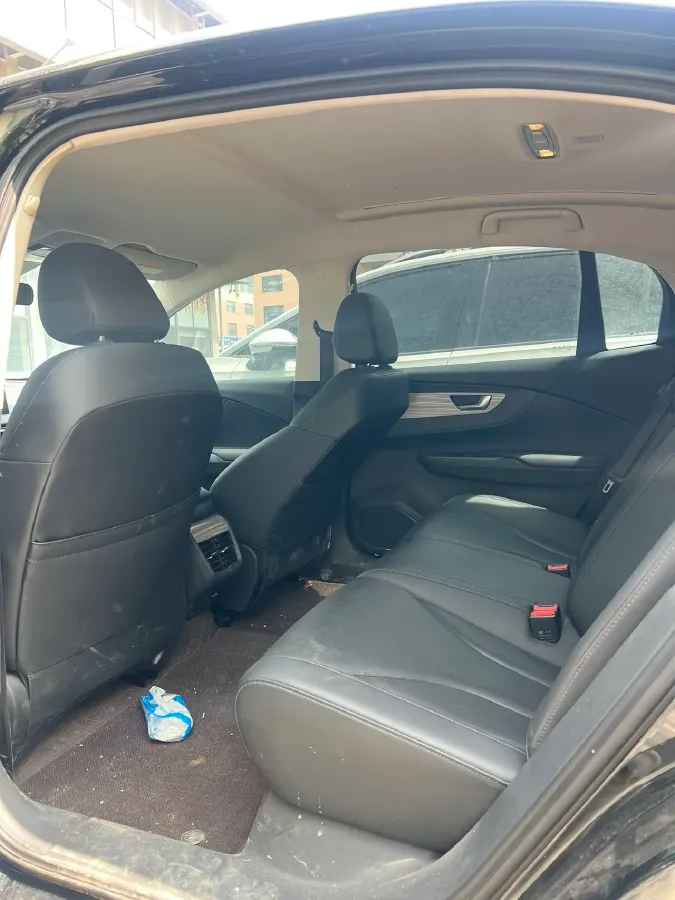 2024 HongQi E-QM5 BEV 60KWH,autocango,china used car exporter,china ev exporter,chinese used car exporter,chinese used ev exporter