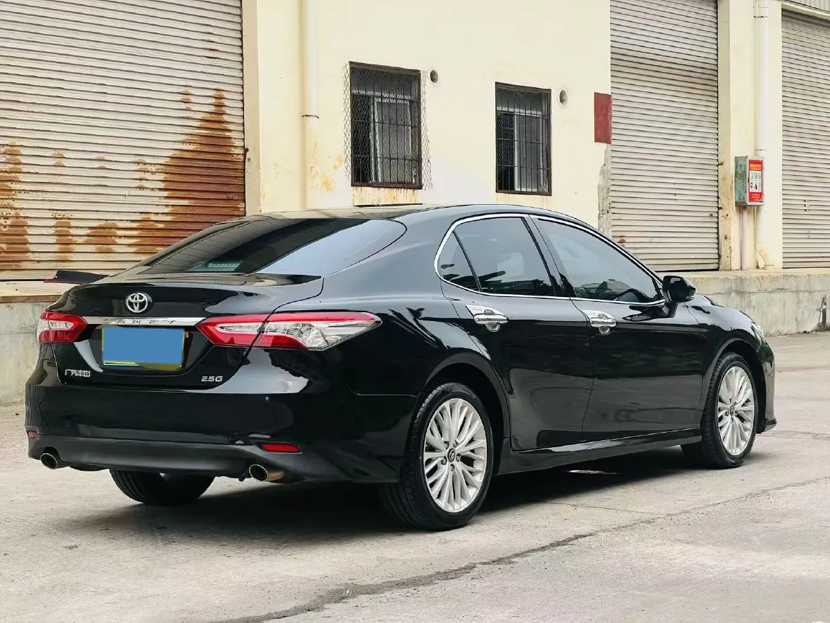 2021 Toyota Camry 2.5L 209HP L4 8AT,autocango,china used car exporter,china ev exporter,chinese used car exporter,chinese used ev exporter