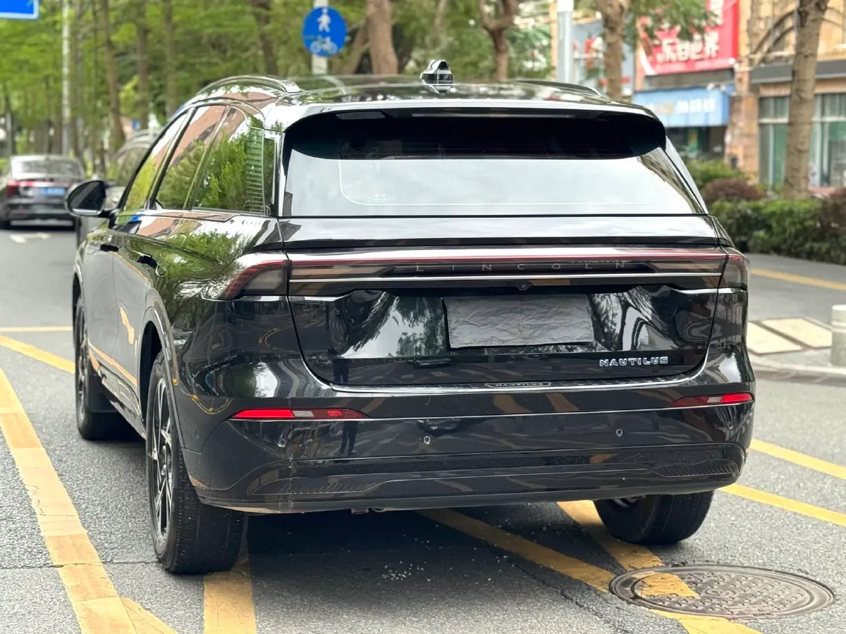 2023 Lincoln Nautilus 2.0T 282HP L4 E-CVT Hybrid,autocango,china used car exporter,china ev exporter,chinese used car exporter,chinese used ev exporter