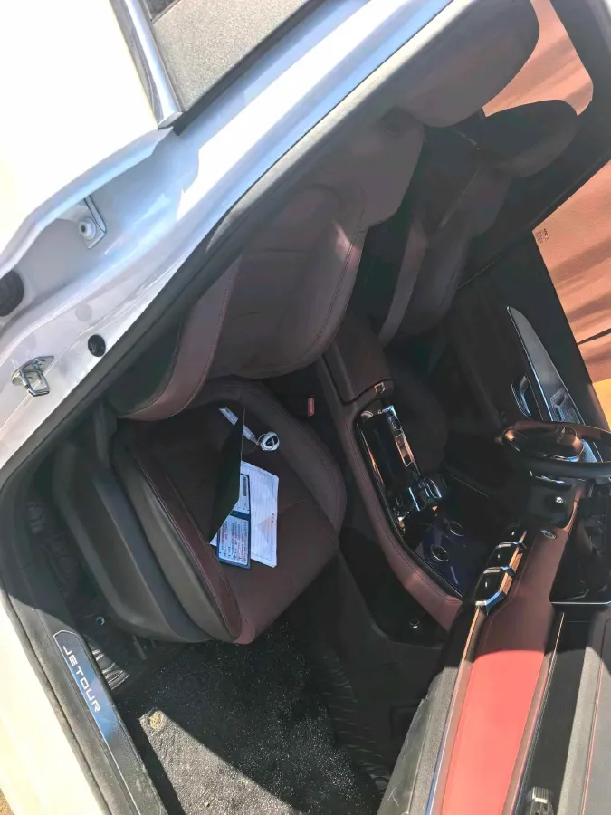 2021 Jetour X70 1.6T 197HP L4 7DCT,autocango,china used car exporter,china ev exporter,chinese used car exporter,chinese used ev exporter