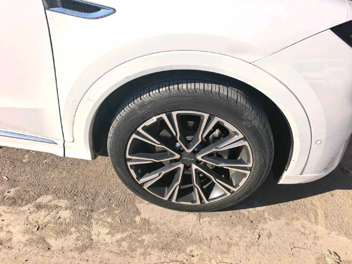 2021 Jetour X70 1.6T 197HP L4 7DCT,autocango,china used car exporter,china ev exporter,chinese used car exporter,chinese used ev exporter