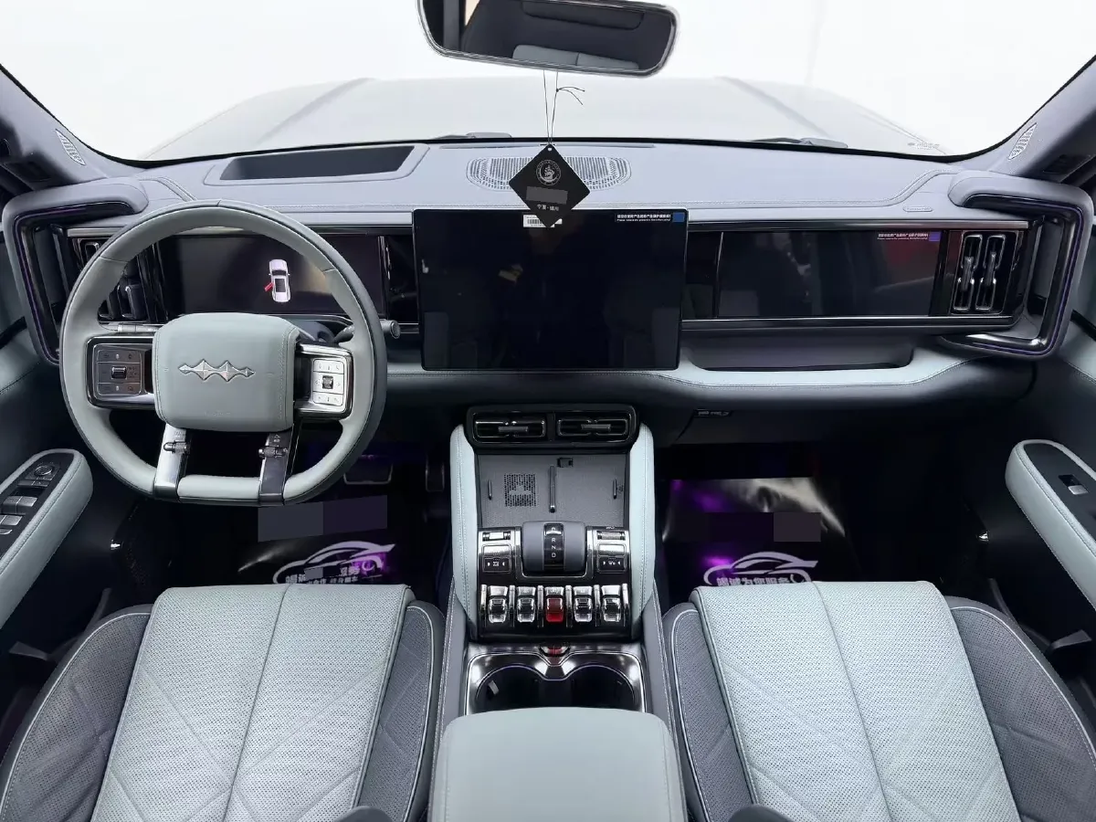 2023 FangChengBao Bao 5 1.5T 194HP L4 E-CVT PHEV 31.8KWH,autocango,china used car exporter,china ev exporter,chinese used car exporter,chinese used ev exporter