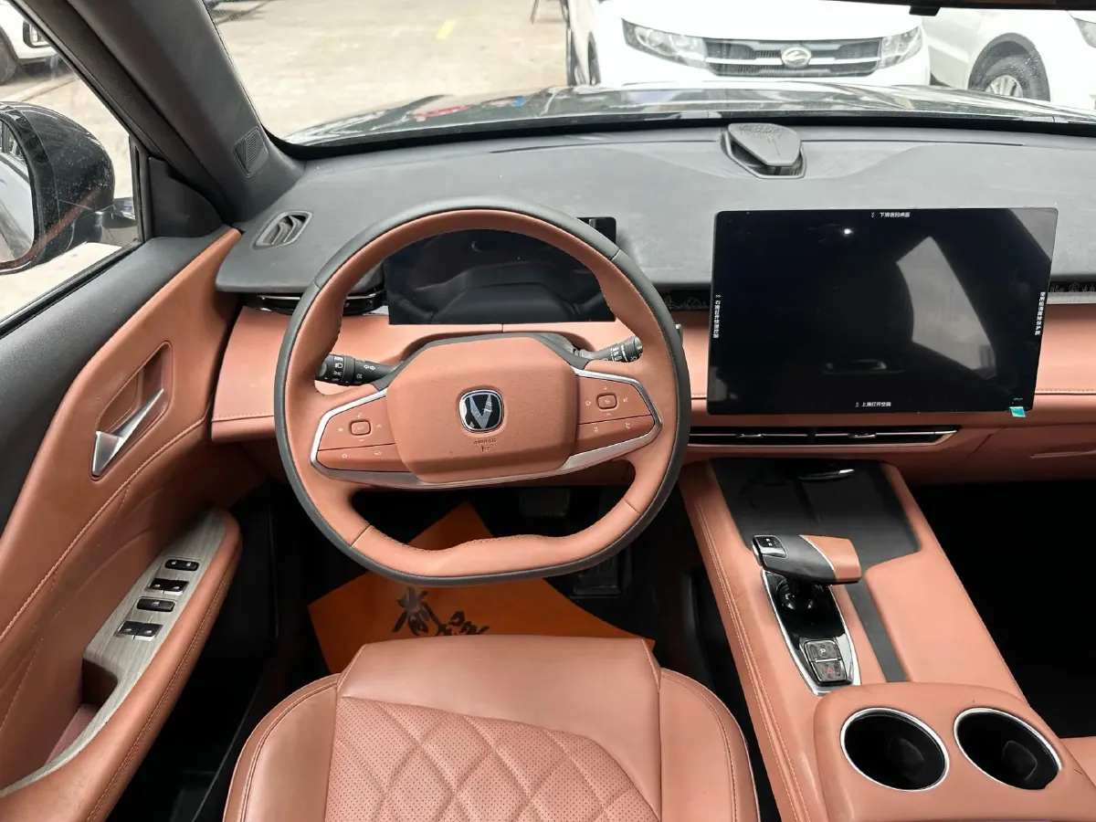 2024 ChangAn UNI-Z 1.5L 98HP L4 E-CVT PHEV 18.4KWH,autocango,china used car exporter,china ev exporter,chinese used car exporter,chinese used ev exporter