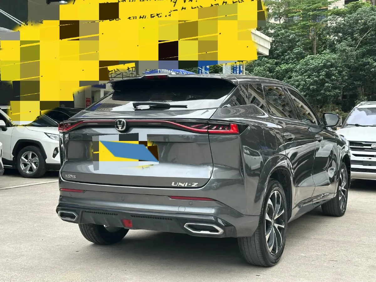 2024 ChangAn UNI-Z 1.5L 98HP L4 E-CVT PHEV 18.4KWH,autocango,china used car exporter,china ev exporter,chinese used car exporter,chinese used ev exporter