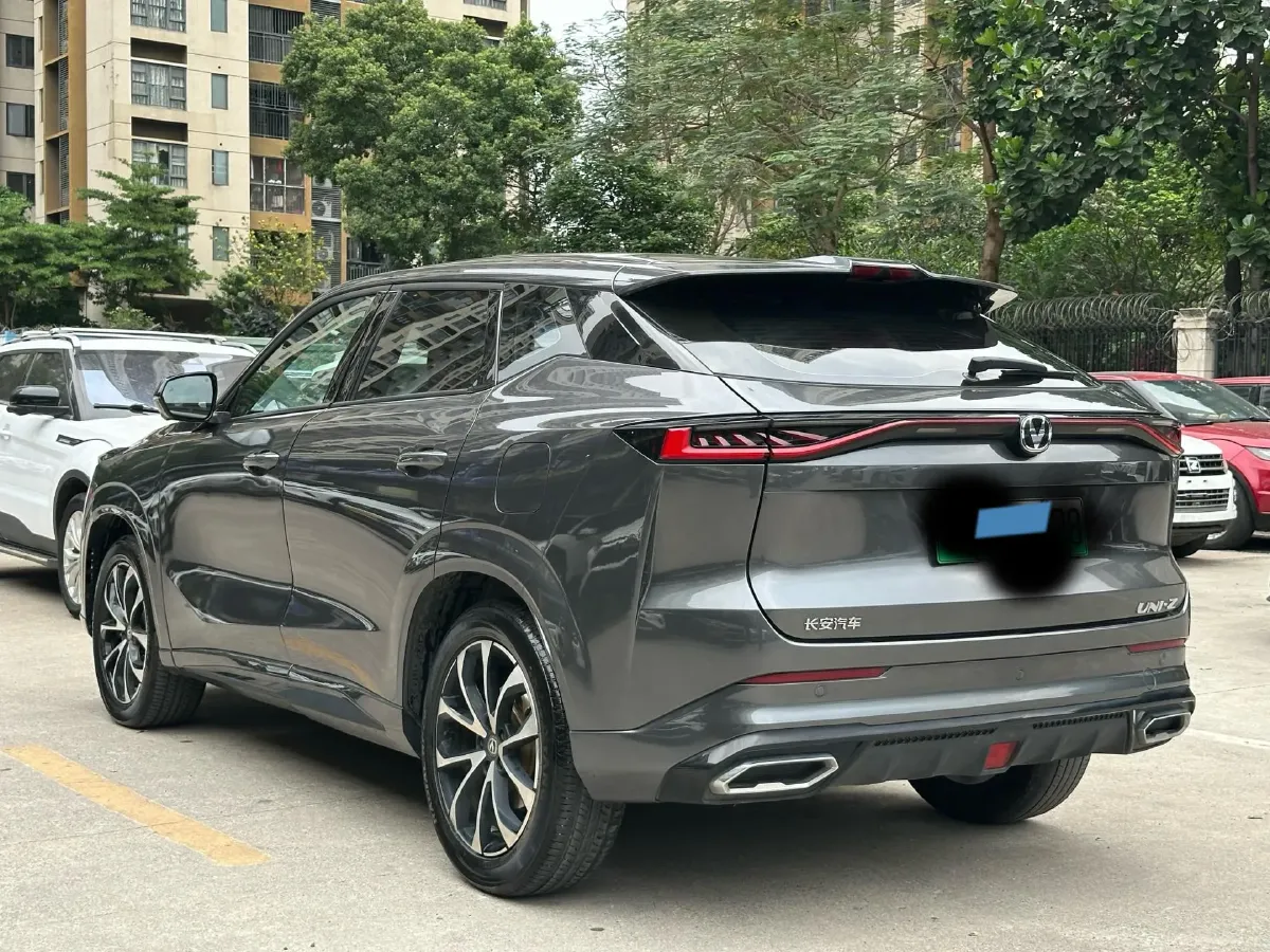 2024 ChangAn UNI-Z 1.5L 98HP L4 E-CVT PHEV 18.4KWH,autocango,china used car exporter,china ev exporter,chinese used car exporter,chinese used ev exporter