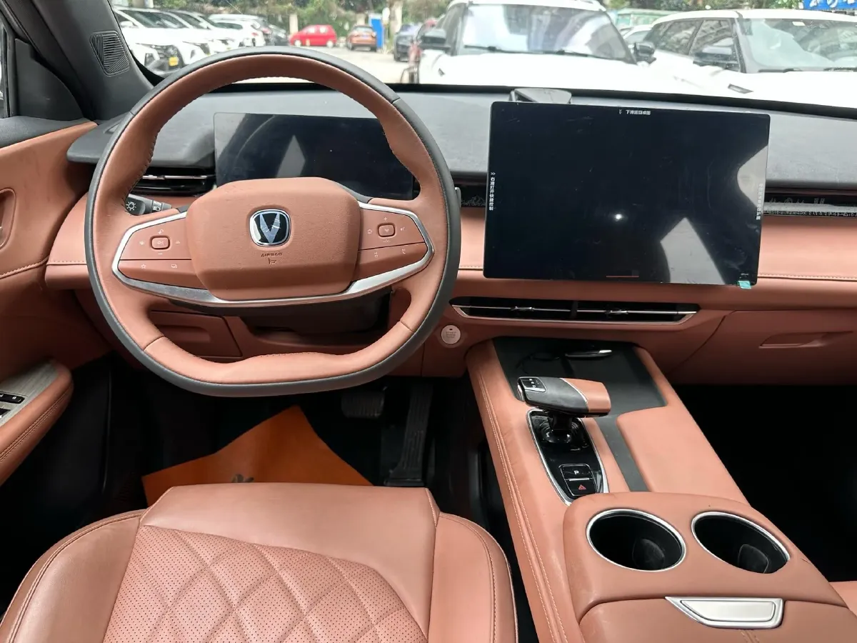 2024 ChangAn UNI-Z 1.5L 98HP L4 E-CVT PHEV 18.4KWH,autocango,china used car exporter,china ev exporter,chinese used car exporter,chinese used ev exporter