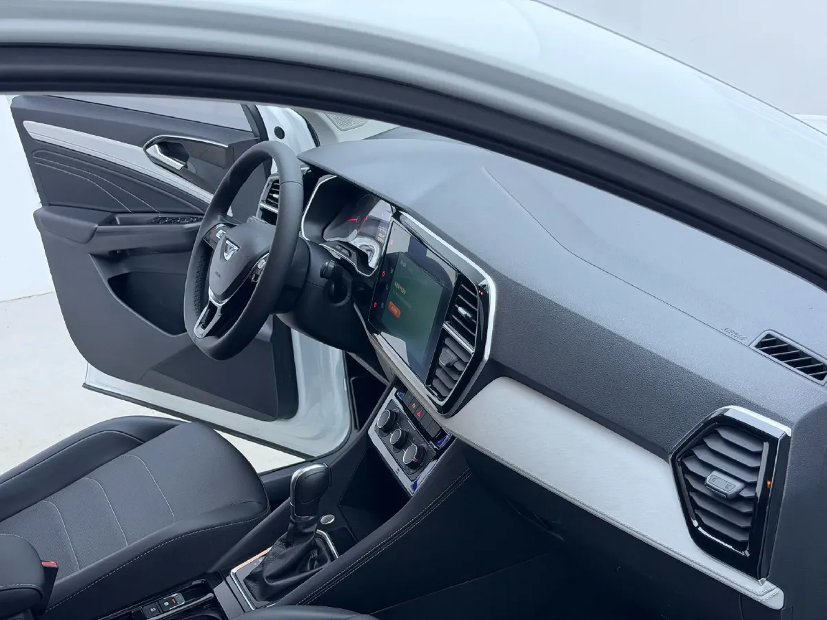 2022 Jetta VS5 1.4T 150HP L4 6AT,autocango,china used car exporter,china ev exporter,chinese used car exporter,chinese used ev exporter