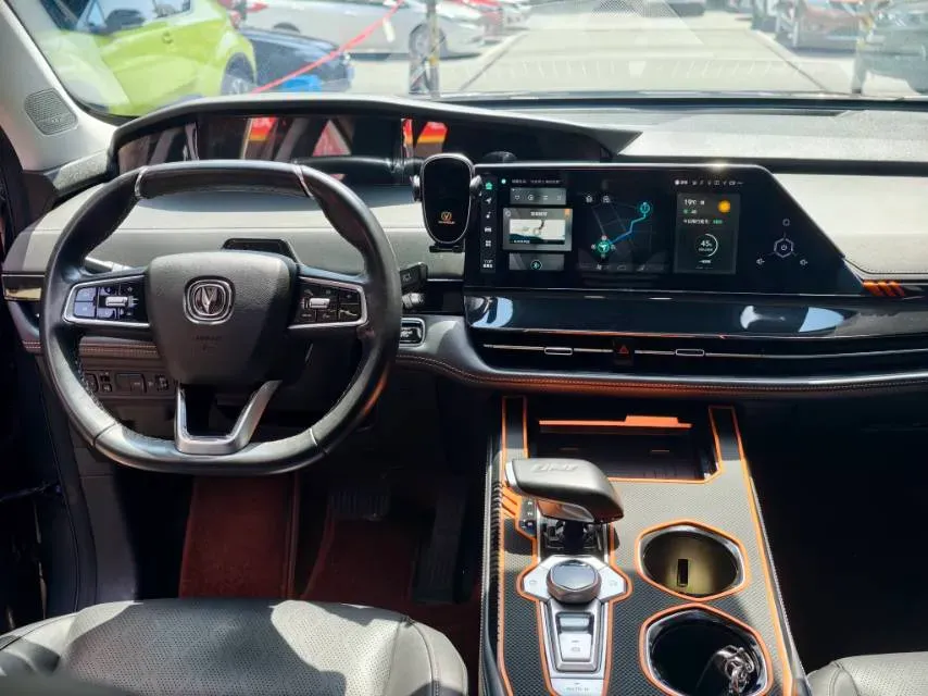 2021 ChangAn UNI-K 2.0T 233HP L4 8AT,autocango,china used car exporter,china ev exporter,chinese used car exporter,chinese used ev exporter